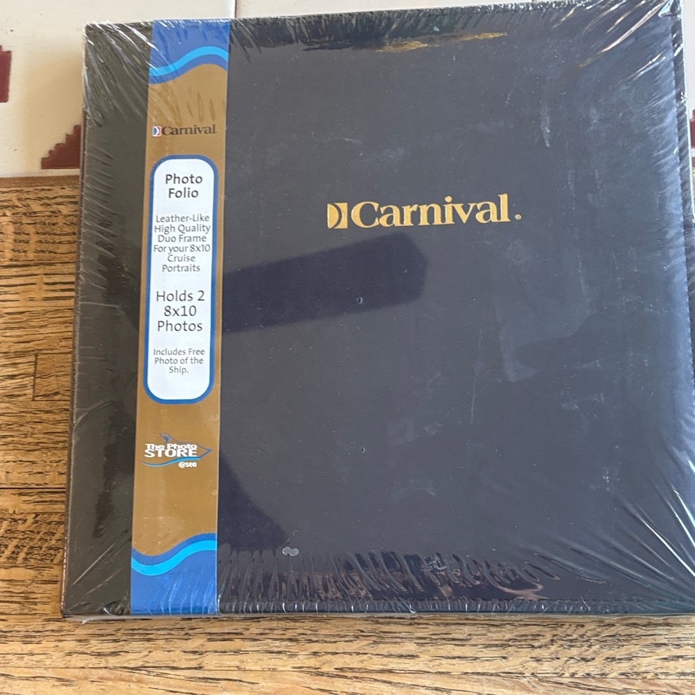 Carnival Black Photo Folio